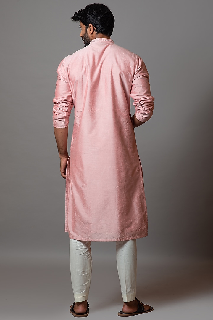 Onion Pink Cotton Silk Kurta Set by Smriti by Anju Agarwal Men at Pernia's Pop Up Shop