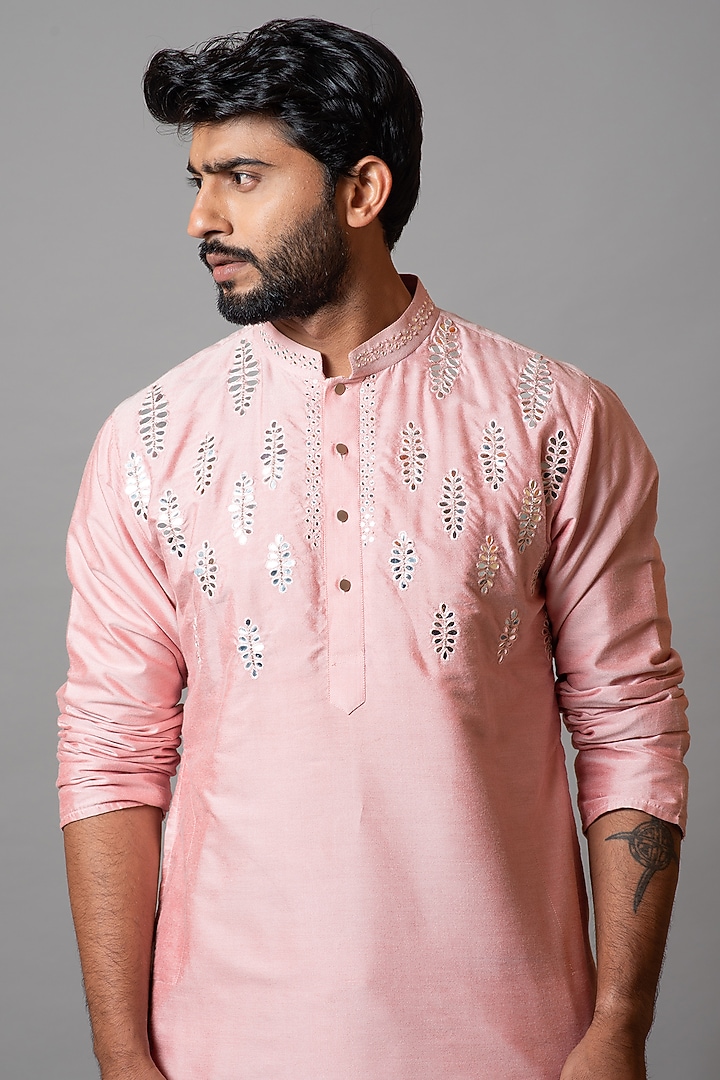 Onion Pink Cotton Silk Kurta Set by Smriti by Anju Agarwal Men at Pernia's Pop Up Shop