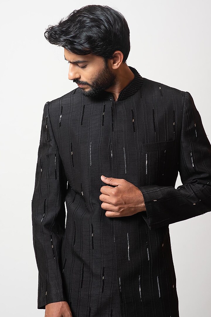 Black Embellished Wedding Bandhgala Set by Smriti by Anju Agarwal Men at Pernia's Pop Up Shop