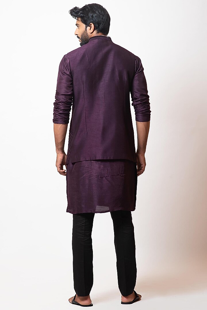 Plum Bamberg Silk Bundi Jacket by Smriti by Anju Agarwal Men at Pernia's Pop Up Shop
