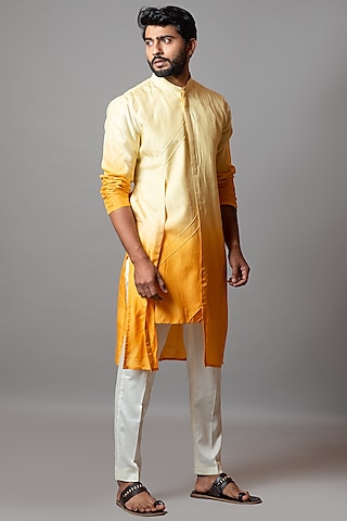 Beige & Yellow Bamberg Silk Kurta Set by Smriti by Anju Agarwal Men