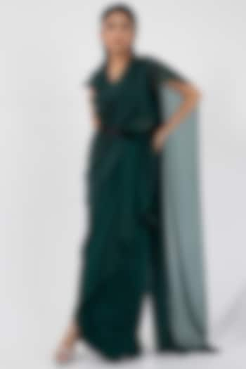 Emerald Green Crepe & Taffeta Draped Skirt Saree Set by Smriti by Anju Agarwal at Pernia's Pop Up Shop