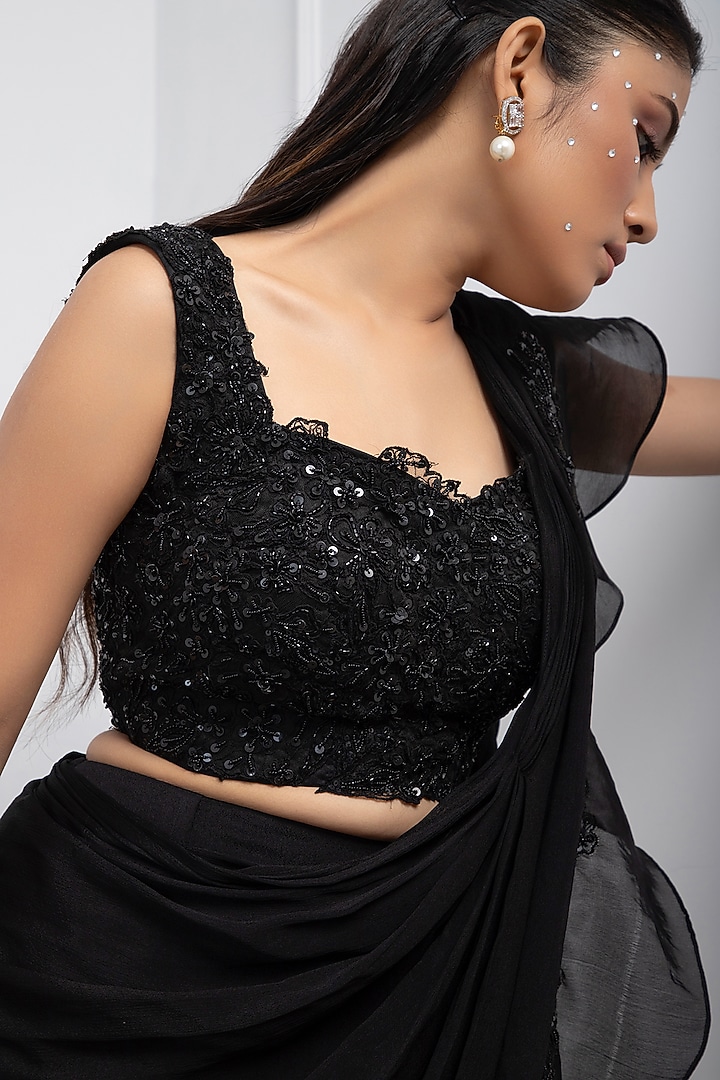 Black Chinon & Organza Ruffled Skirt Wedding Saree Set by Smriti by Anju Agarwal at Pernia's Pop Up Shop