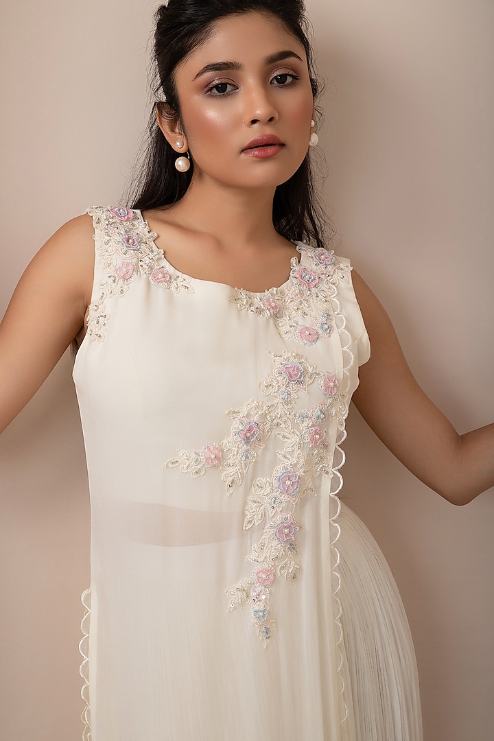 Off-White Georgette Hand & Machine Embroidered Tunic Set by Smriti by Anju Agarwal at Pernia's Pop Up Shop