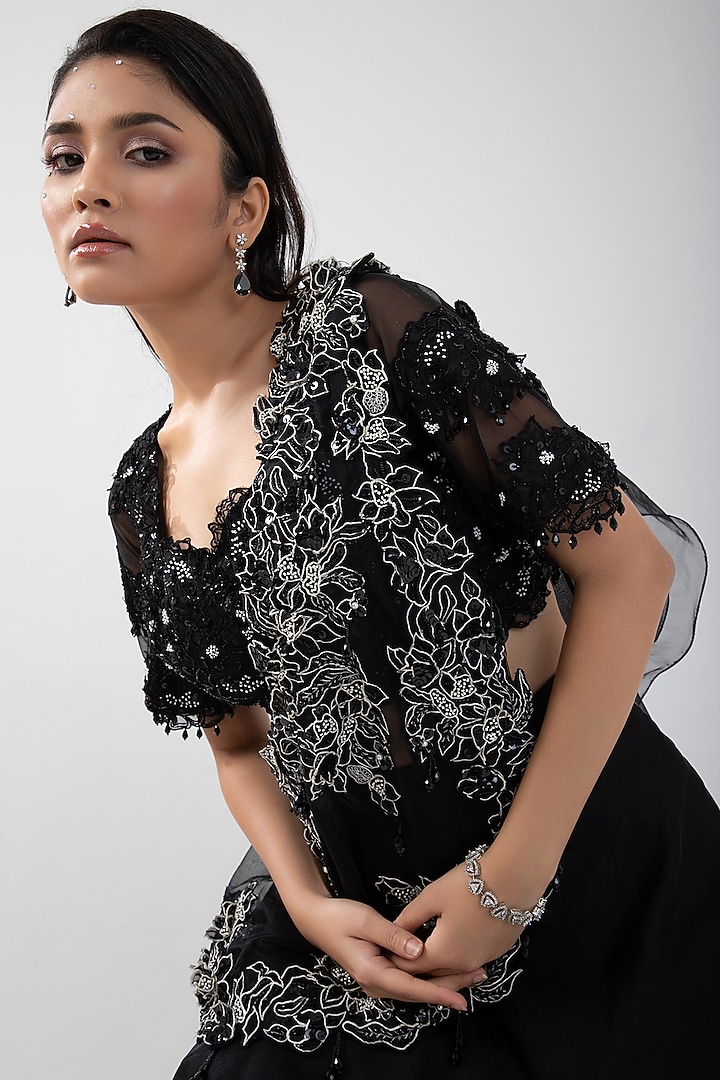Black Organza & Chinon Draped Wedding Lehenga Set by Smriti by Anju Agarwal at Pernia's Pop Up Shop