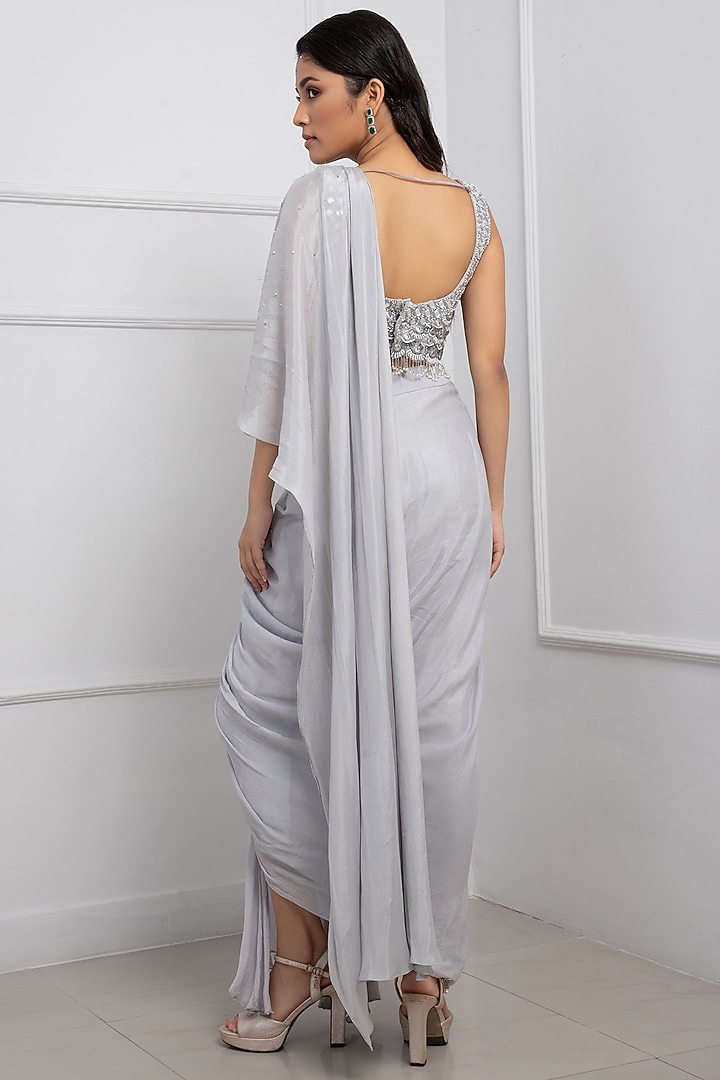 Grey Chinon & Taffeta Draped Wedding Saree Set by Smriti by Anju Agarwal at Pernia's Pop Up Shop