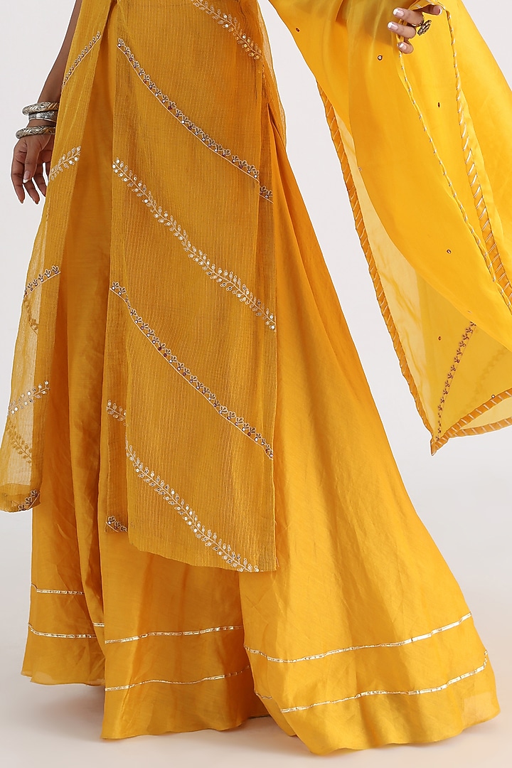 Yellow Zari Kota & Bam Silk Embroidered Kurta Set by Smriti by Anju Agarwal at Pernia's Pop Up Shop