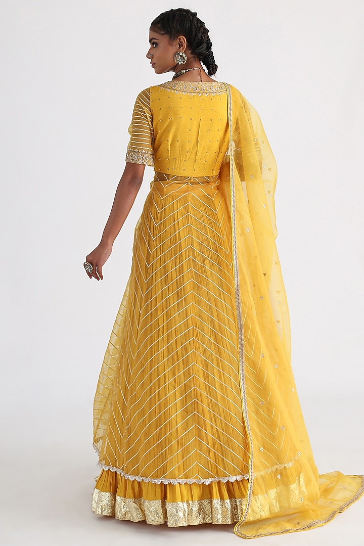 Yellow Bam Silk & Mulmul Skirt Set by Smriti by Anju Agarwal at Pernia's Pop Up Shop