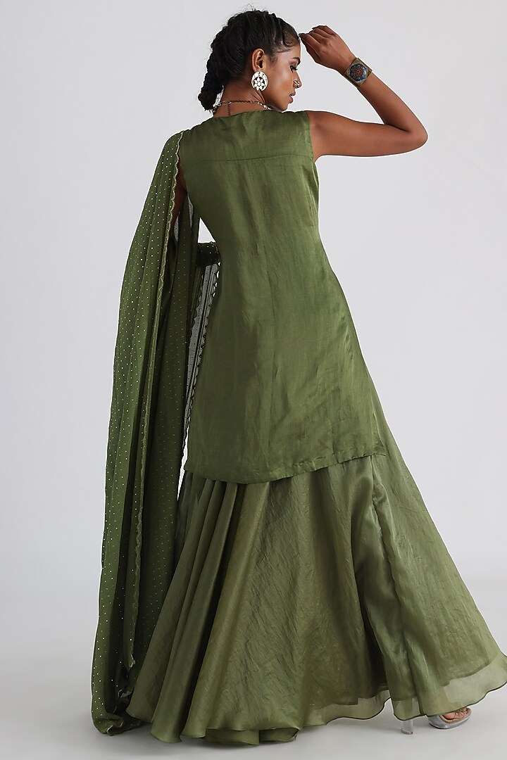 Olive Green Satin & Mulmul Embroidered Kurta Set by Smriti by Anju Agarwal at Pernia's Pop Up Shop