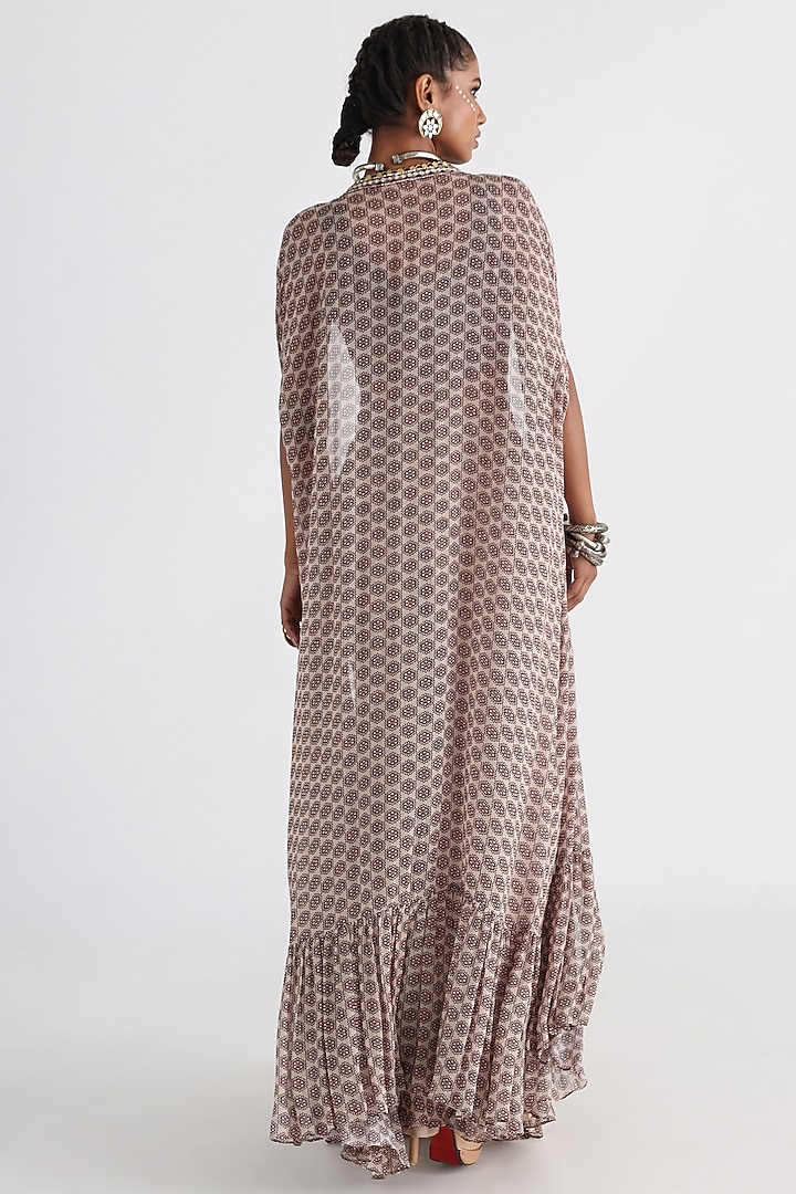 Off-White Viscose Printed & Embellished Cape Set by Smriti by Anju Agarwal at Pernia's Pop Up Shop