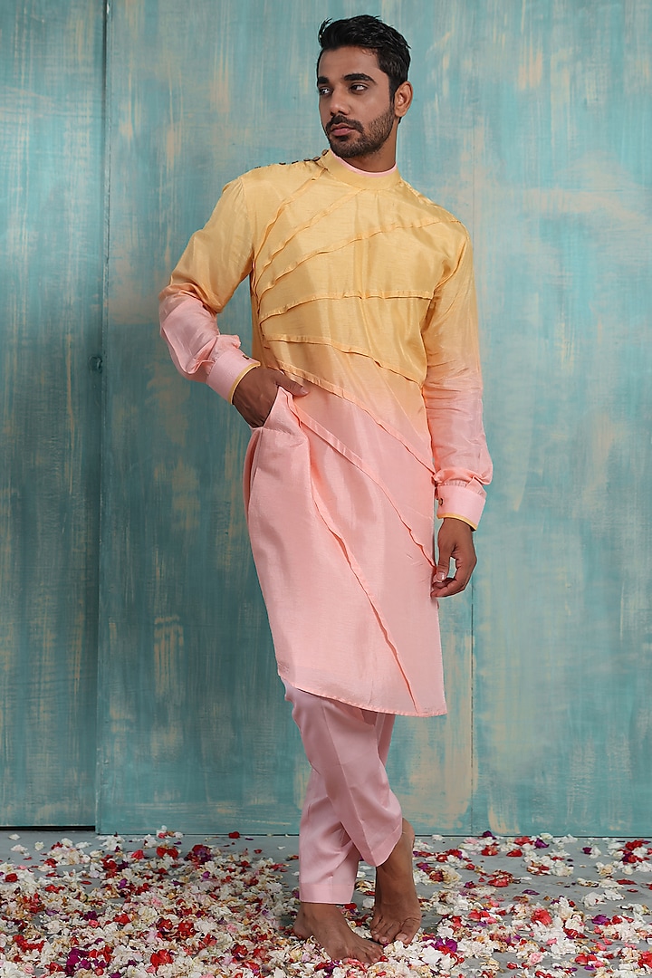 Sunshine Yellow & Lemonade Pink Dyed Kurta Set by Smriti By Anju Agarwal Men at Pernia's Pop Up Shop