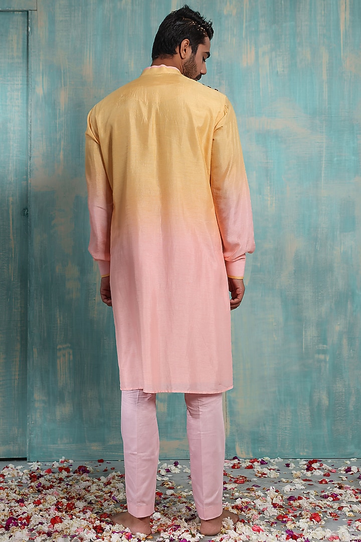 Sunshine Yellow & Lemonade Pink Dyed Kurta Set by Smriti By Anju Agarwal Men at Pernia's Pop Up Shop