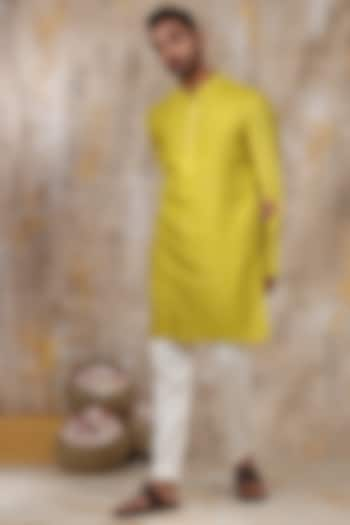 Avocado Green Embellished Kurta Set by Smriti By Anju Agarwal Men