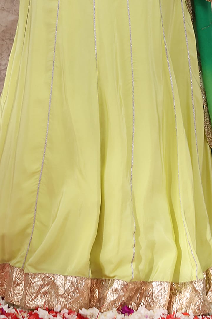 Amethyst & Emerald Green Crepe Wedding Lehenga Set by Smriti by Anju Agarwal at Pernia's Pop Up Shop