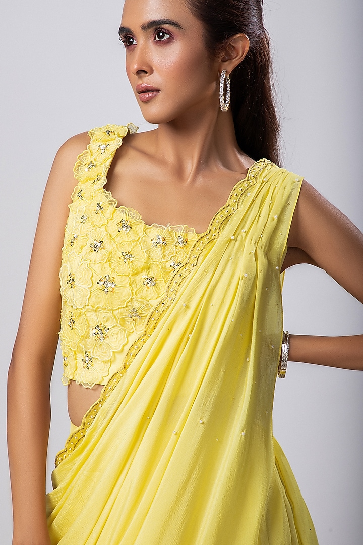 Yellow Chinon Taffeta Lehenga Set by Smriti by Anju Agarwal at Pernia's Pop Up Shop