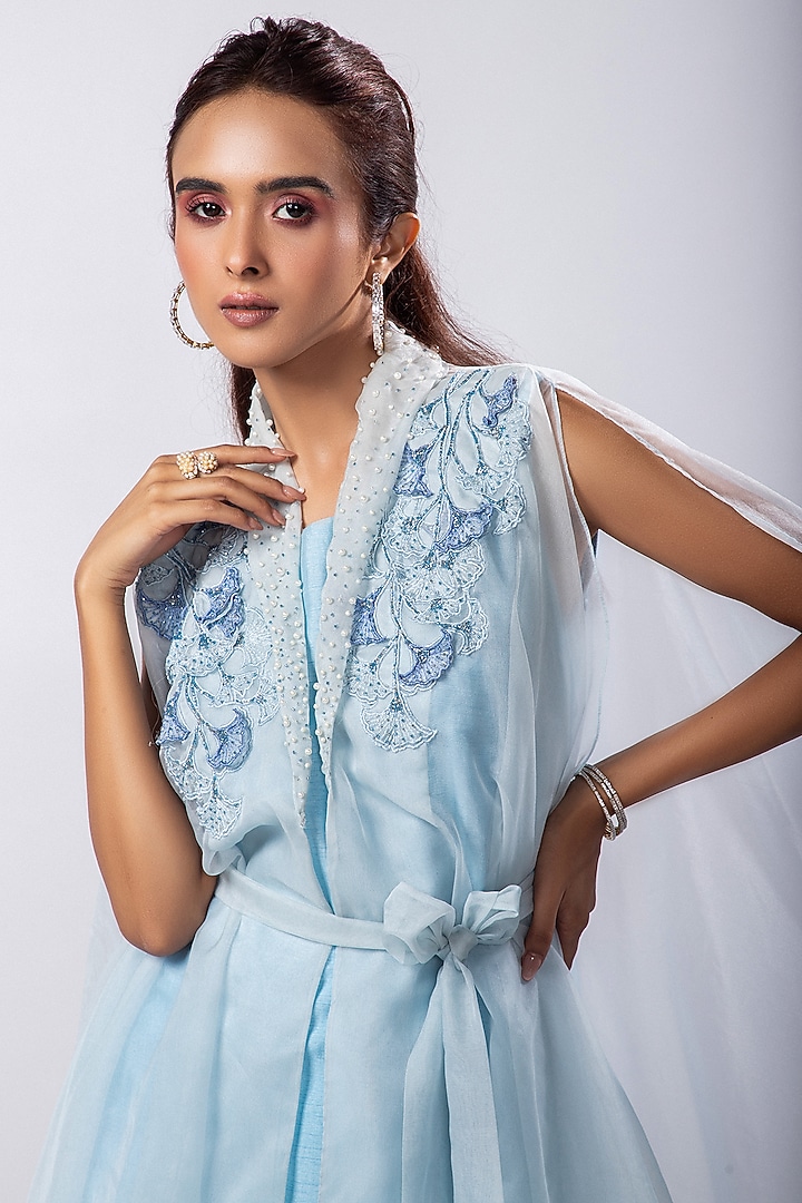 Blue Organza Cutdana Embroidered Cape Set by Smriti by Anju Agarwal at Pernia's Pop Up Shop