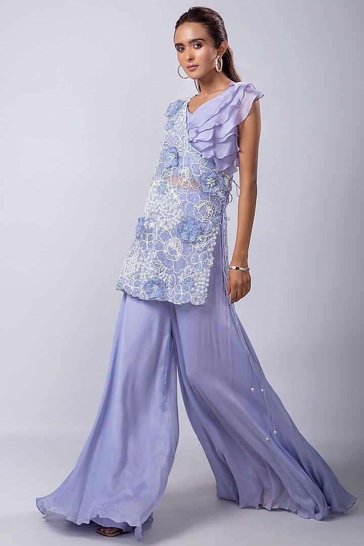 Lavender Organza Embroidered One-Shoulder Cape Set by Smriti by Anju Agarwal at Pernia's Pop Up Shop