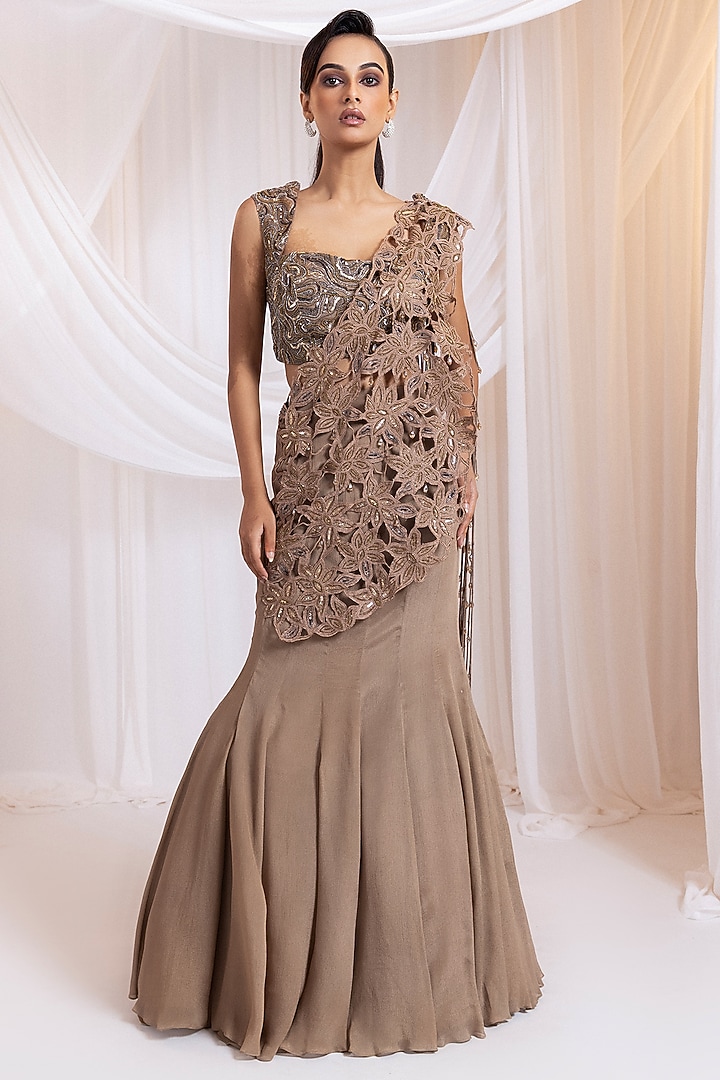 Brown Chinon & Organza Cutwork Pre-Draped Wedding Saree Set by Smriti by Anju Agarwal at Pernia's Pop Up Shop