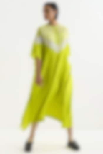 Lime Silk Shibori Printed Kaftan by Studio Medium at Pernia's Pop Up Shop