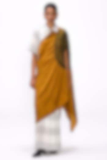 Ochre Yellow Handwoven Silk Checkered Wedding Saree Set by Studio Medium at Pernia's Pop Up Shop