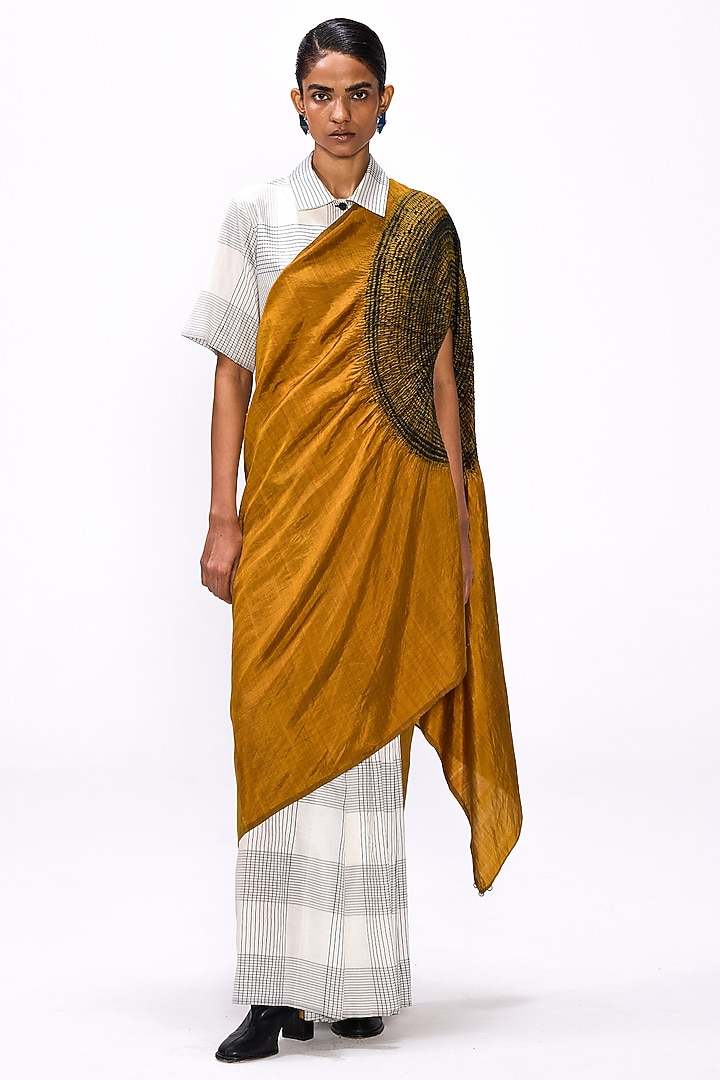 Ochre Yellow Handwoven Silk Checkered Wedding Saree Set by Studio Medium at Pernia's Pop Up Shop
