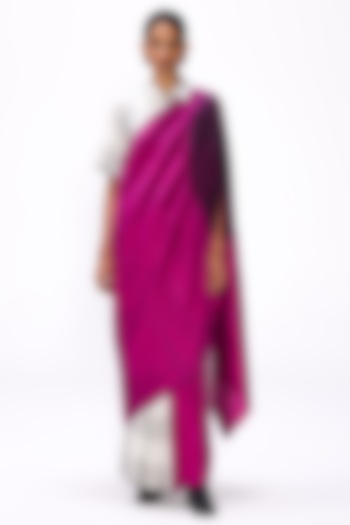 Magenta Handwoven Silk Checkered Wedding Saree Set by Studio Medium at Pernia's Pop Up Shop