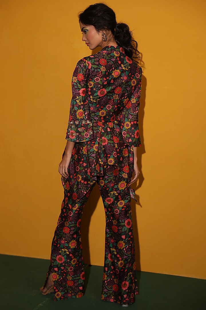 Purple Georgette Printed Jacket Set by Miku Kumar at Pernia's Pop Up Shop