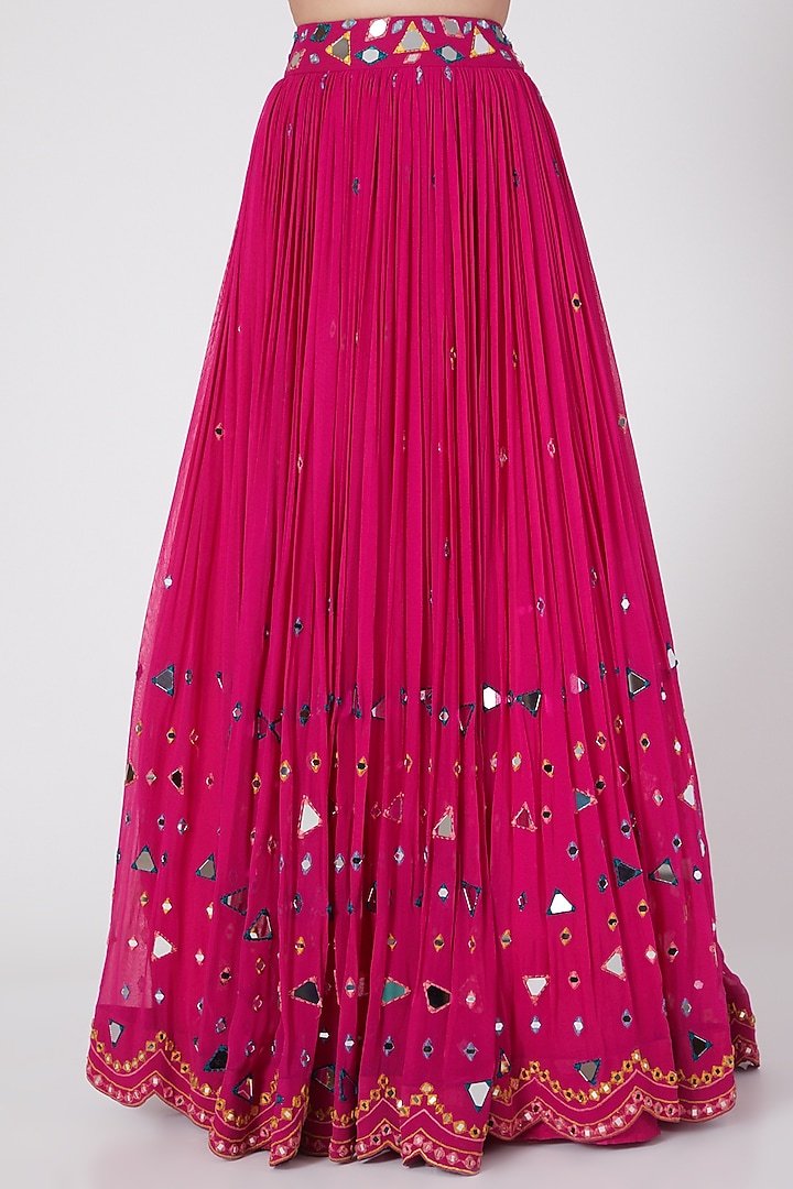 Pink Embroidered Wedding Lehenga Set by Miku Kumar at Pernia's Pop Up Shop