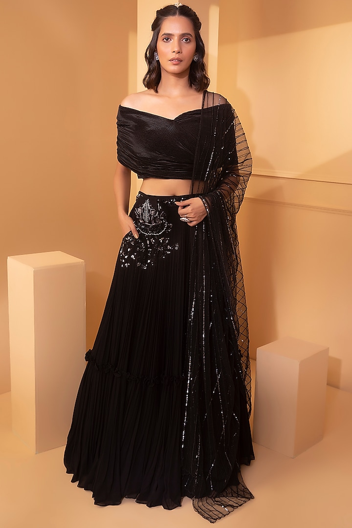 Black Embroidered Wedding Lehenga Set by Miku Kumar at Pernia's Pop Up Shop