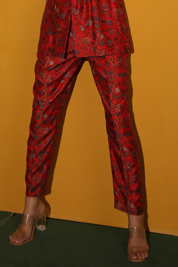 Red Printed Jacket Set  by Miku Kumar at Pernia's Pop Up Shop