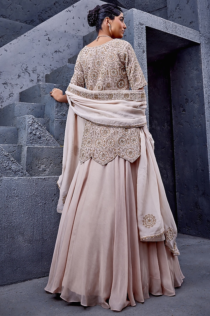 Ivory Viscose Satin Organza & Net Embroidered Kurta Set by Miku Kumar at Pernia's Pop Up Shop