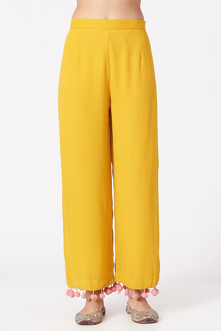 Yellow Georgette Sequins Embroidered Kaftan Kurta Set by Miku Kumar at Pernia's Pop Up Shop
