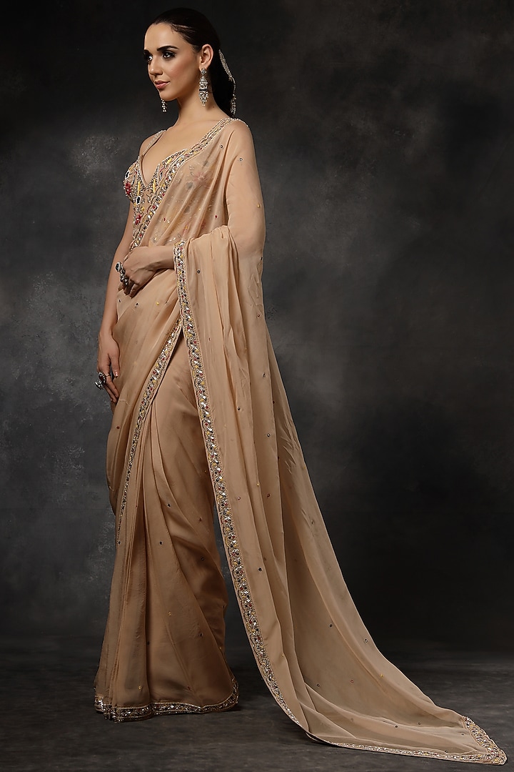 Beige Organza Hand Embroidered Pre-Draped Reception Saree Set by Miku Kumar at Pernia's Pop Up Shop