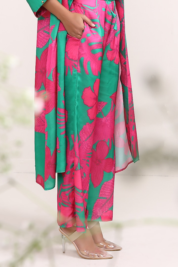 Green & Pink Silk Printed Co-Ord Set by Miku Kumar at Pernia's Pop Up Shop