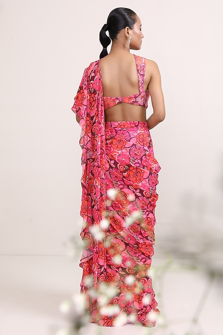 Pink Georgette Floral Printed Draped Party Wear Saree Set by Miku Kumar at Pernia's Pop Up Shop