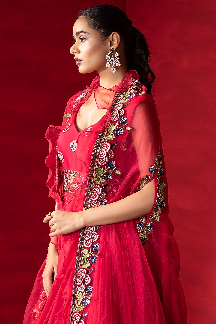 Cherry Red Embroidered Engagement Gown With Cape by Miku Kumar at Pernia's Pop Up Shop