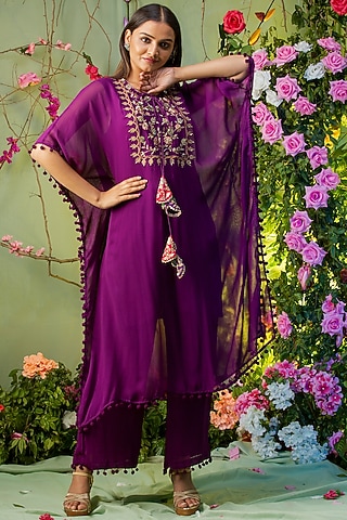 Purple Embroidered Kaftan Set For Girls by Miku Kumar - Kids