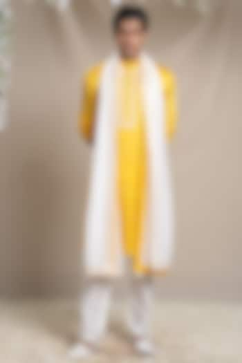 Yellow Cotton Silk Kurta Set For Boys by Sanjev Marwaaha Kids at Pernia's Pop Up Shop