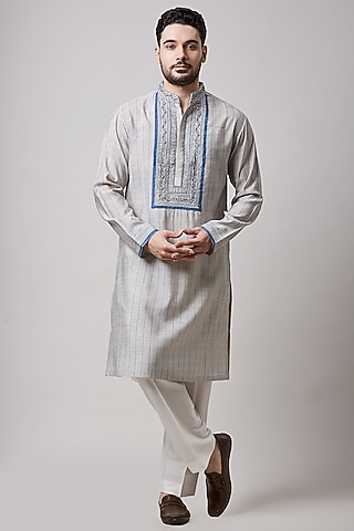 Light Fawn Cotton Silk Hand Block Printed Kurta Set For Boys by Sanjev Marwaaha Kids