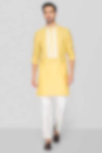 Golden Yellow Cotton Silk Hand Block Printed Short Kurta Set For Boys by Sanjev Marwaaha Kids at Pernia's Pop Up Shop