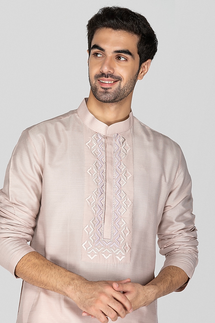 Nude Pink Cotton Silk Geometric Embroidered Kurta Set For Boys by Sanjev Marwaaha Kids at Pernia's Pop Up Shop