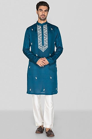 Blue Jennifer Silk Thread Embroidered Kurta Set For Boys by Sanjev Marwaaha Kids