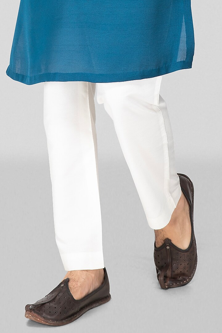 Blue Cotton Silk Hand Embroidered Kurta Set For Boys by Sanjev Marwaaha Kids at Pernia's Pop Up Shop