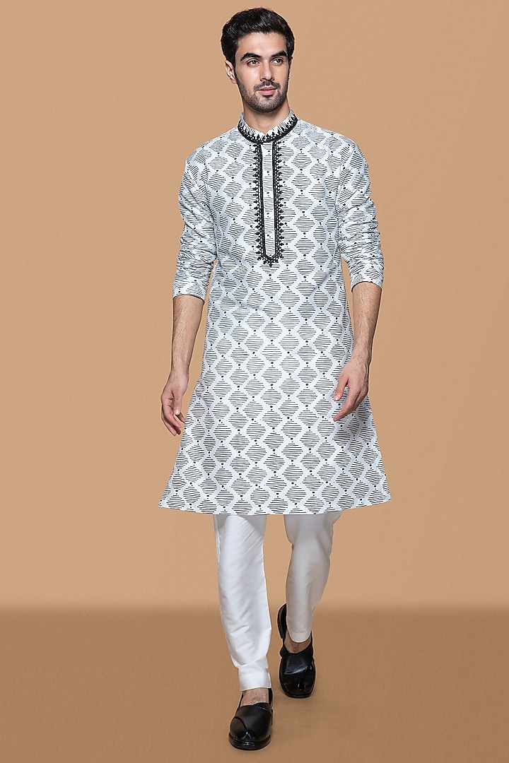 Ivory & Black Cotton Silk Block Printed Kurta Set For Boys by Sanjev Marwaaha Kids at Pernia's Pop Up Shop