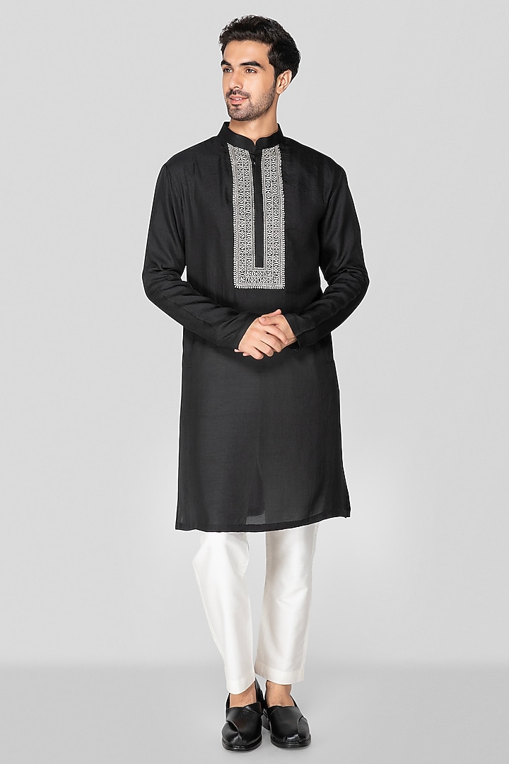 Black Cotton Silk Embroidered Kurta Set For Boys by Sanjev Marwaaha Kids at Pernia's Pop Up Shop