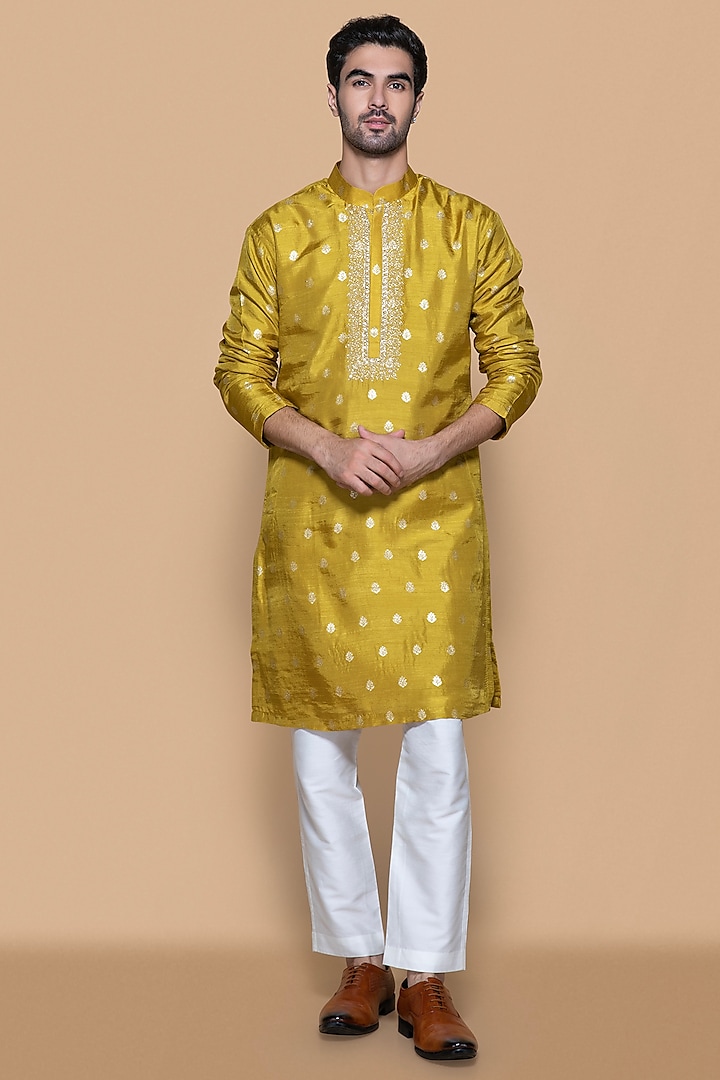 Mustard Yellow Jacquard Chanderi Gold Embroidered Kurta Set For Boys by Sanjev Marwaaha Kids at Pernia's Pop Up Shop