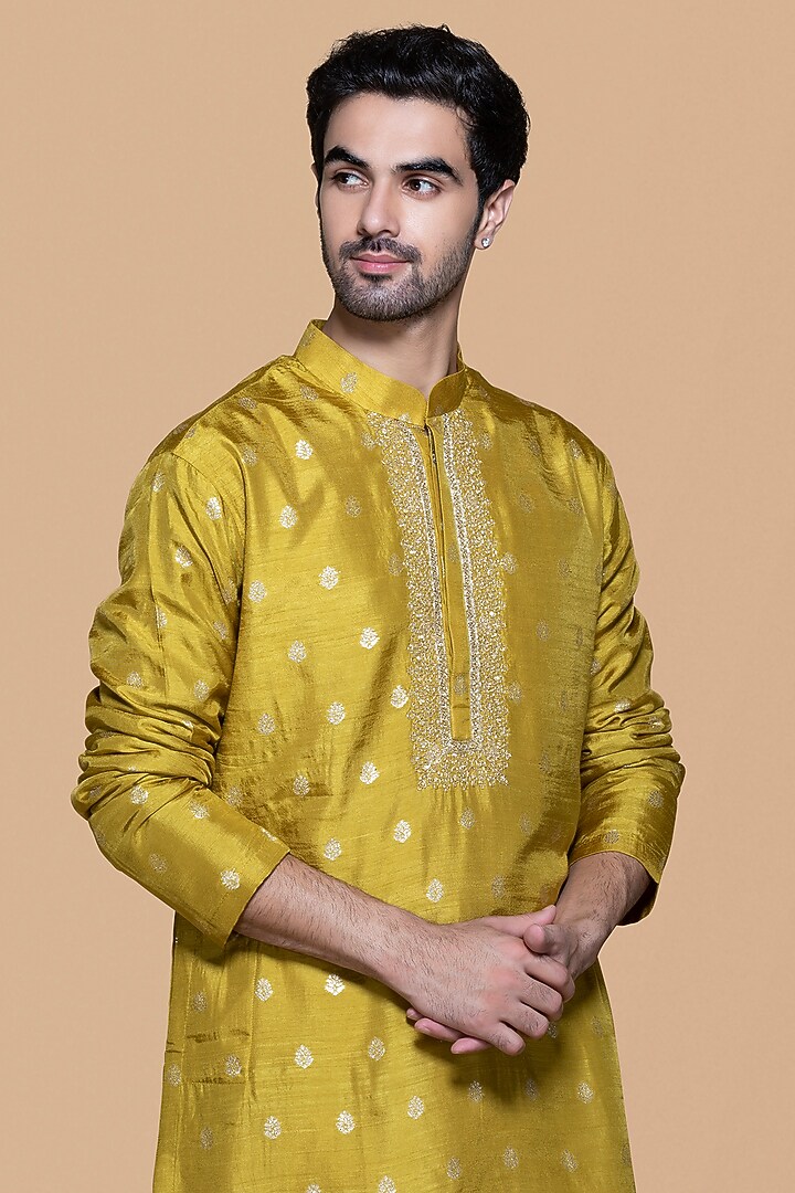 Mustard Yellow Jacquard Chanderi Gold Embroidered Kurta Set For Boys by Sanjev Marwaaha Kids at Pernia's Pop Up Shop