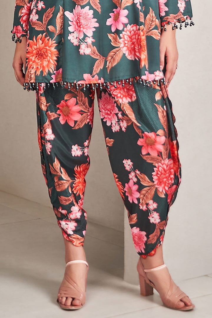 Emerald Green Modal Satin Floral Printed Kurta Set by Sammohi By Moksha & Hiral at Pernia's Pop Up Shop