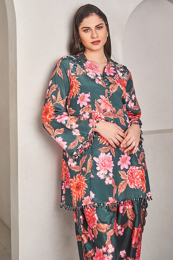 Emerald Green Modal Satin Floral Printed Kurta Set by Sammohi By Moksha & Hiral at Pernia's Pop Up Shop