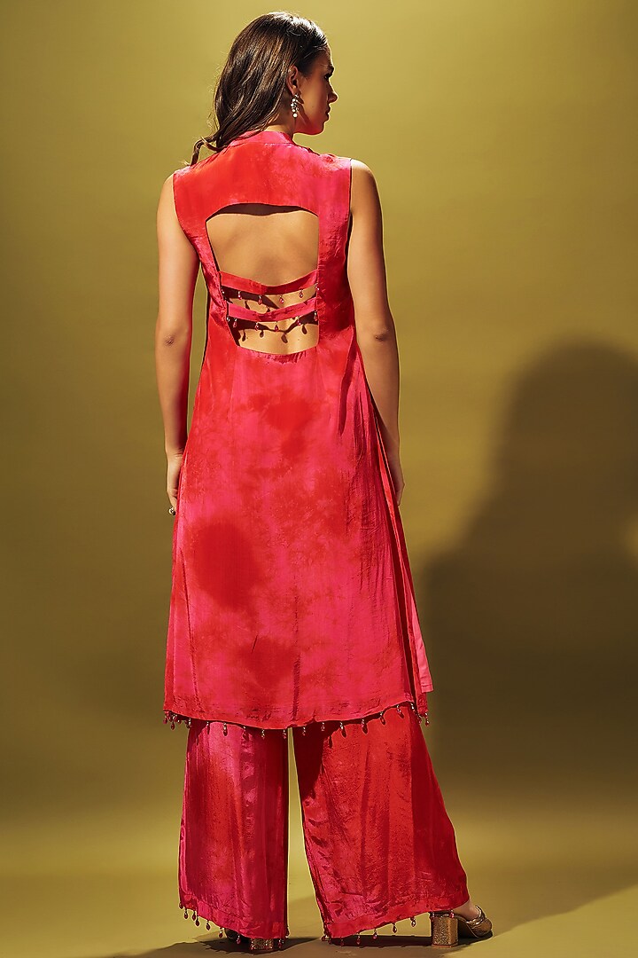 Pink Crepe Silk Tie-Dye Embellished Kurta Set by Sammohi By Moksha & Hiral at Pernia's Pop Up Shop